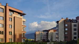 Rising Incomes Multifamily Investors